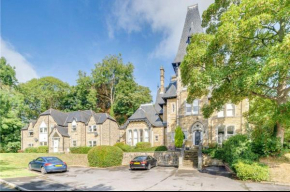 Headingley-Weetwood Stunning apartment set in beautiful grounds